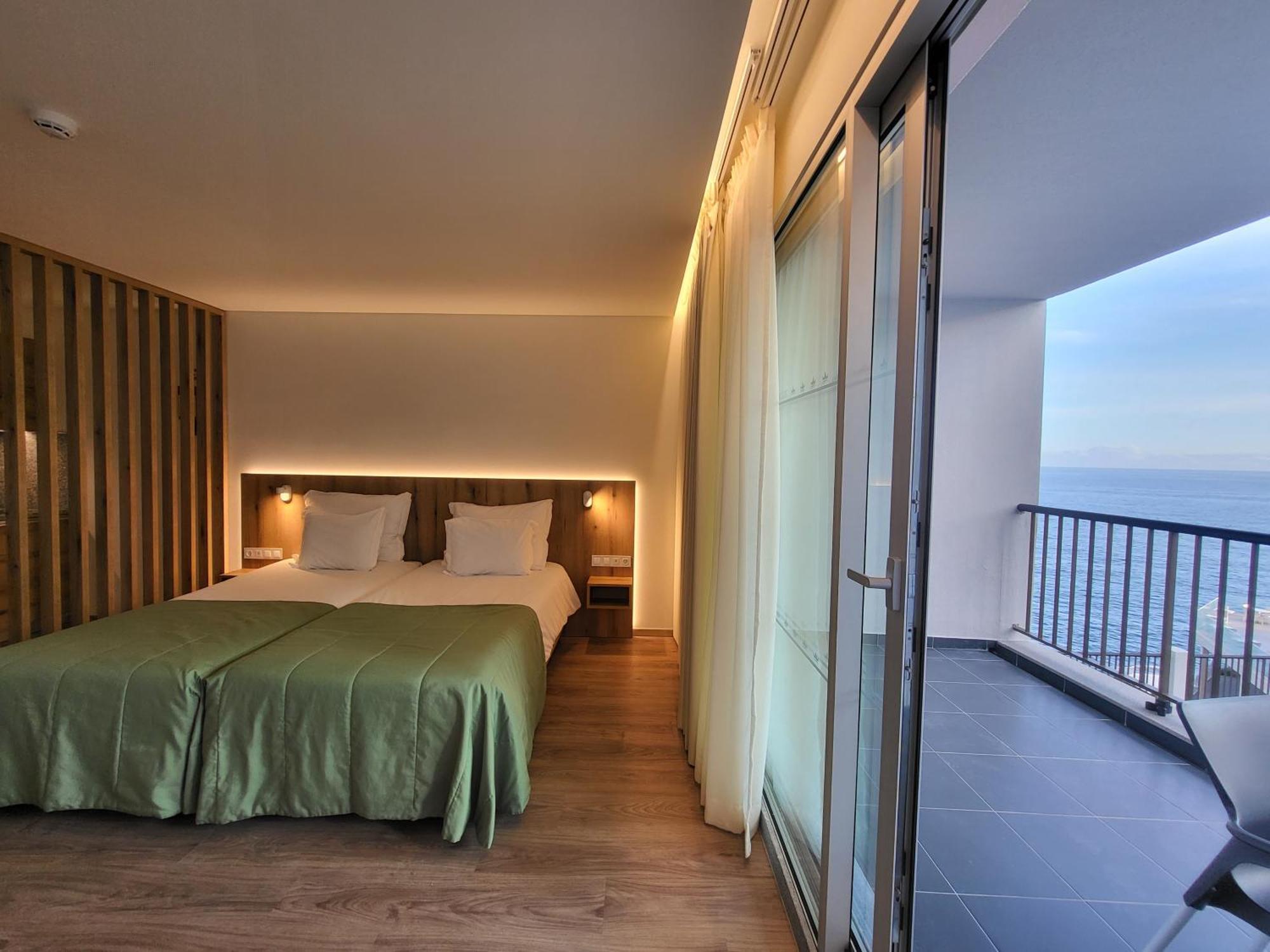 Hotel Royal Orchid Канісу Екстер'єр фото